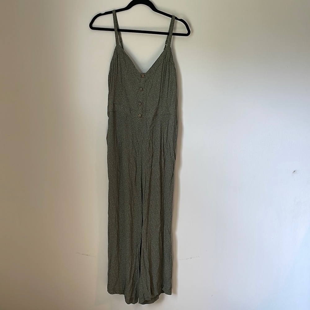 Green speckled Abercrombie jumpsuit